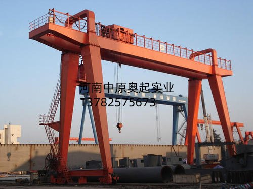 龙门吊驾驶室教学视频,龙门吊驾驶室操作技巧解析